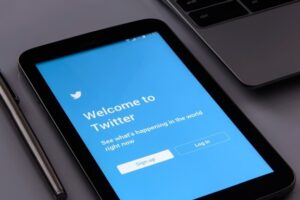 Aumente la visibilidad de su negocio de serigrafía con el marketing en redes sociales