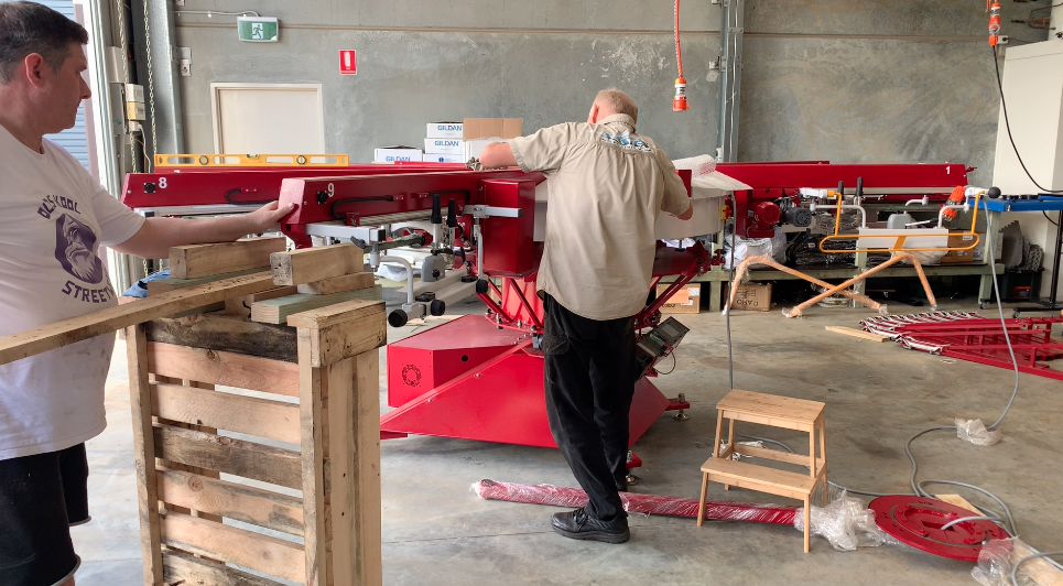 Installing the print heads on the VOLT